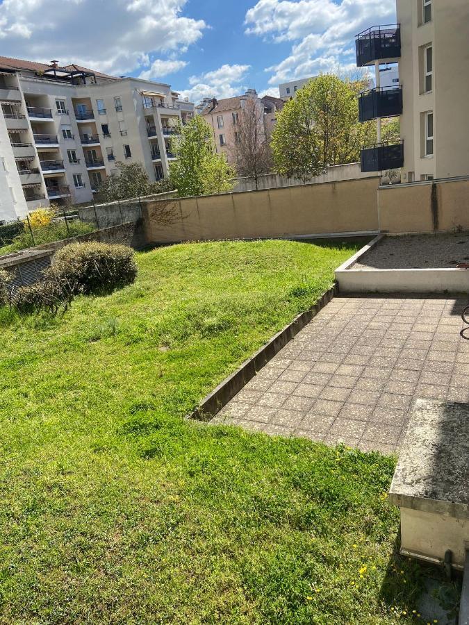 Studio Meuble A Lyon Centre Exteriör bild